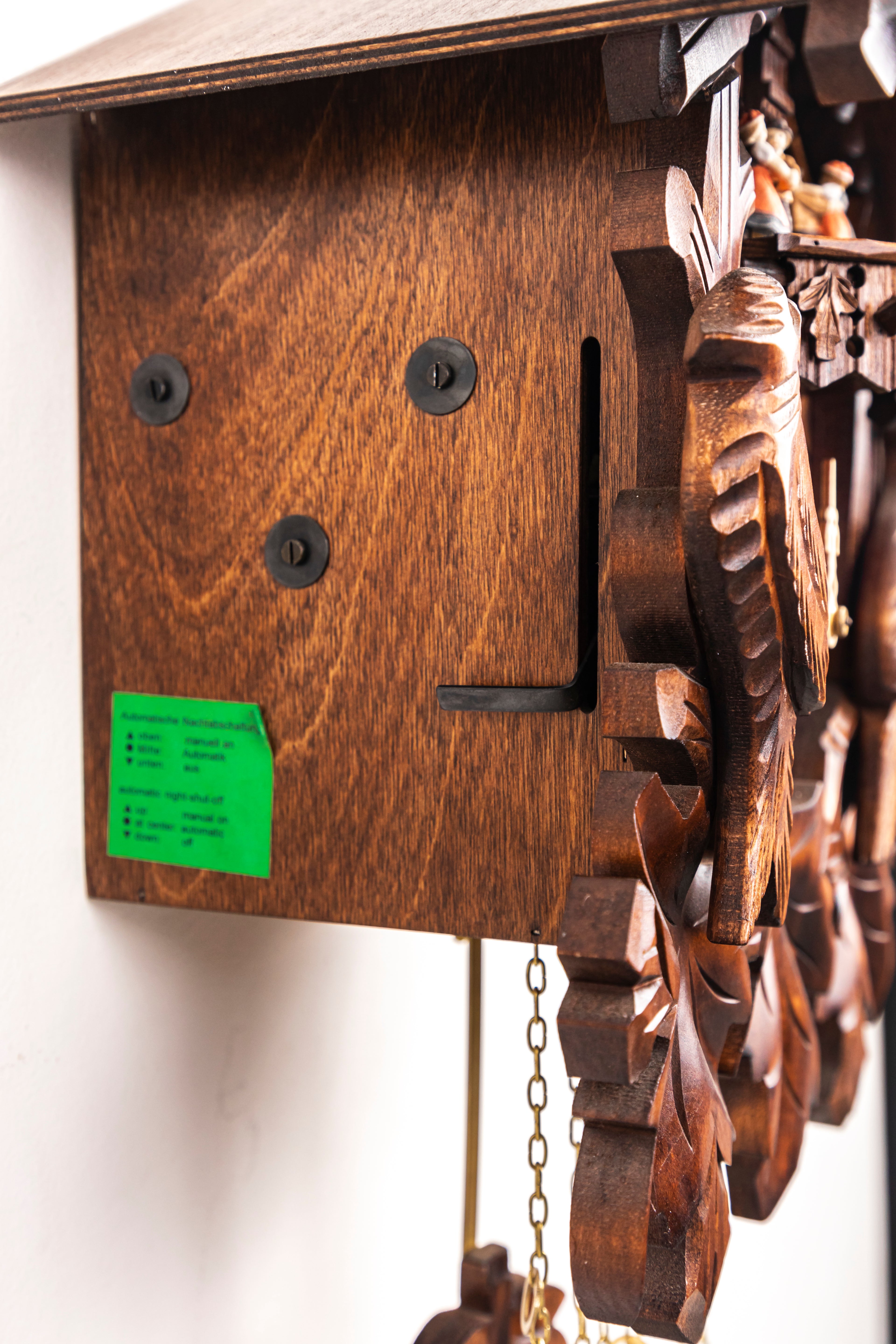 KM 15 - 5 Leaves , 2 Birds with Turning Dancers