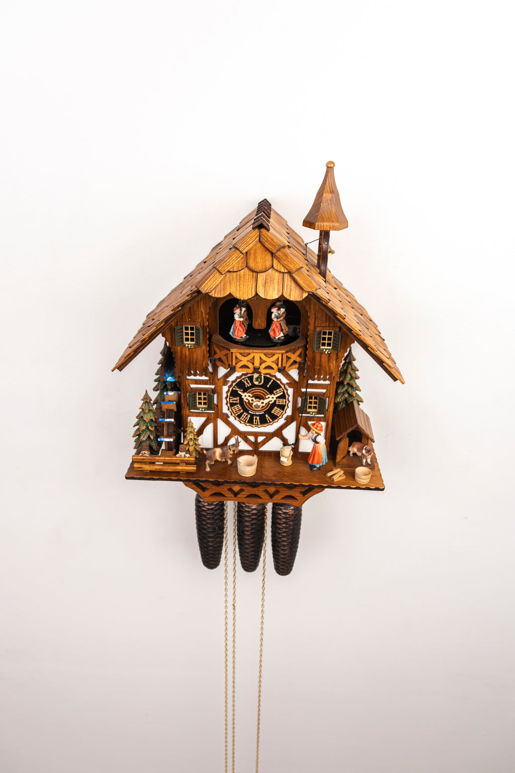 KM 16 - Blackforest Women with Turning Dancers