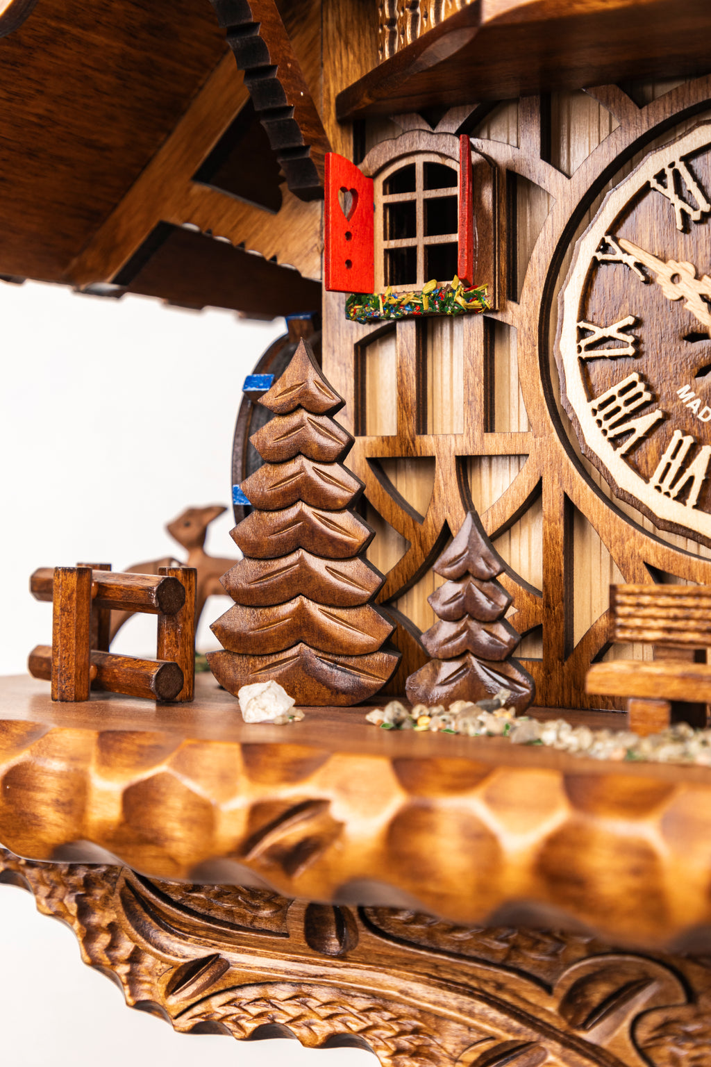 KM 18 - Pine Tree with Woodcutter