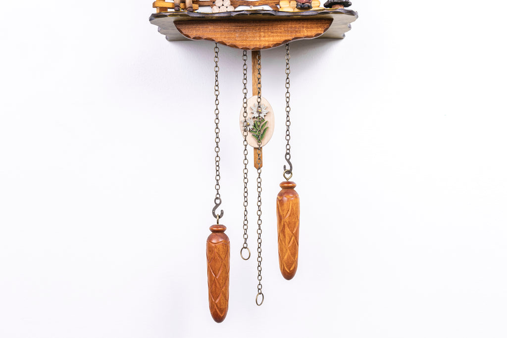 KQ 15 - Chalet with Old Couple