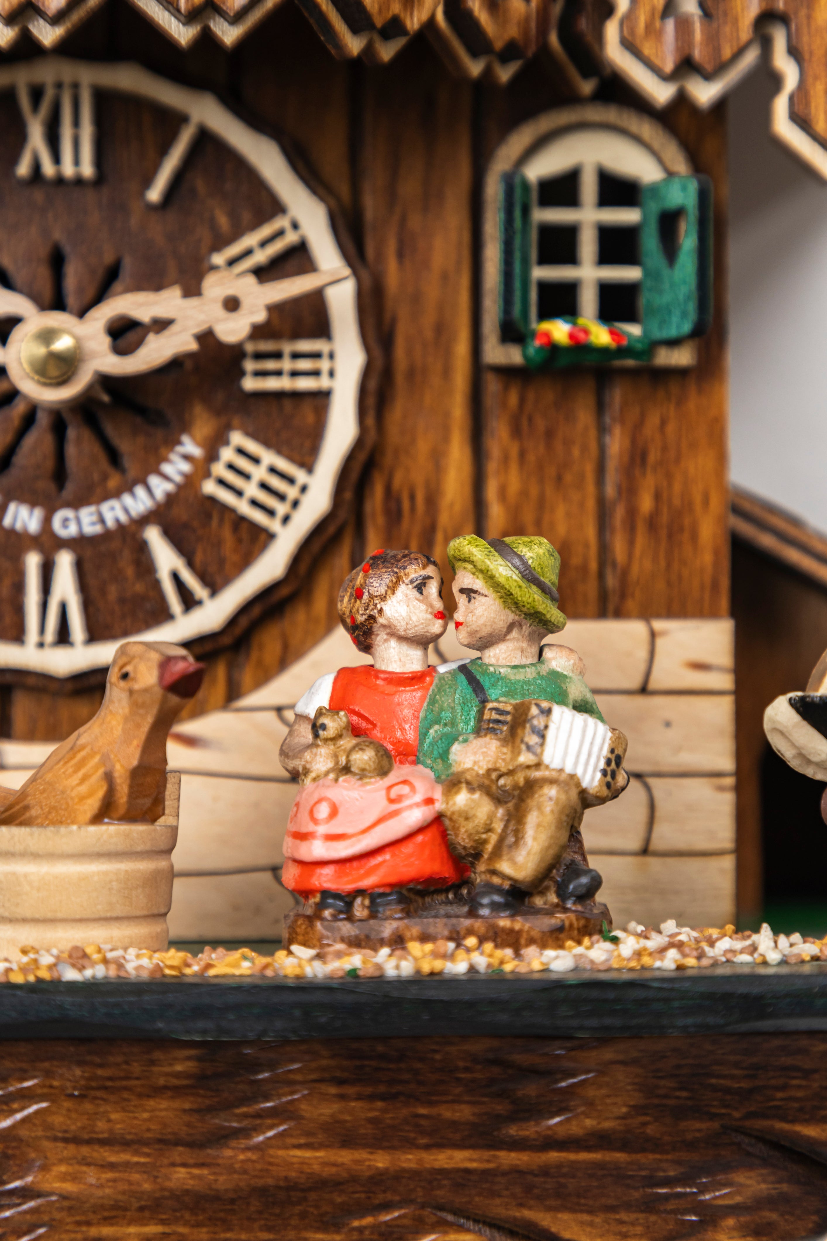 KQ 26- Loving Couple