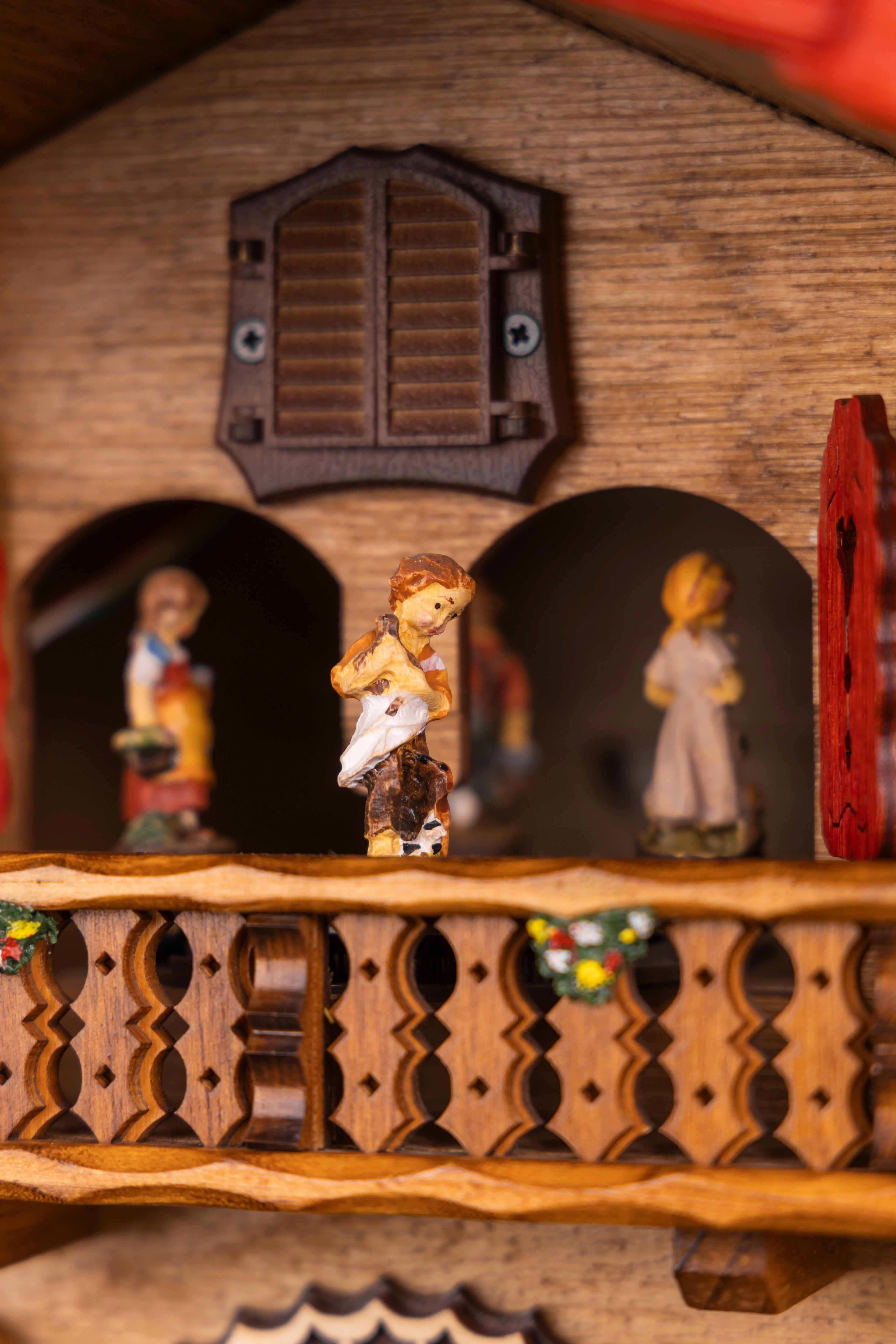 KQ 32 - Wanderer with Red Roof